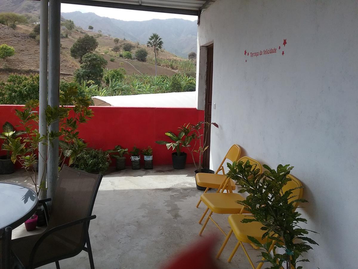 Bed and Breakfast Pensao Simao & Julia Orgaos Esterno foto