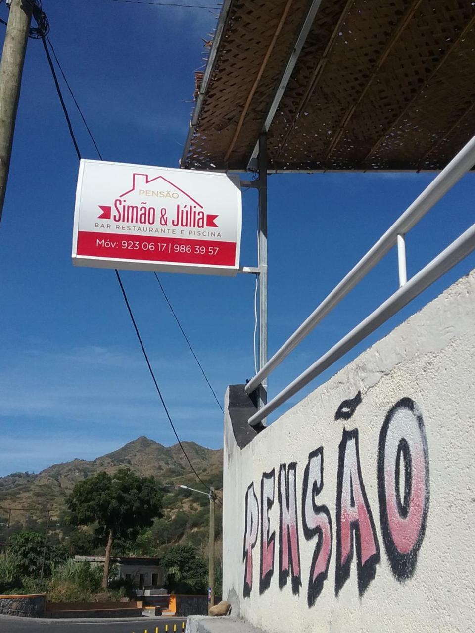 Bed and Breakfast Pensao Simao & Julia Orgaos Esterno foto